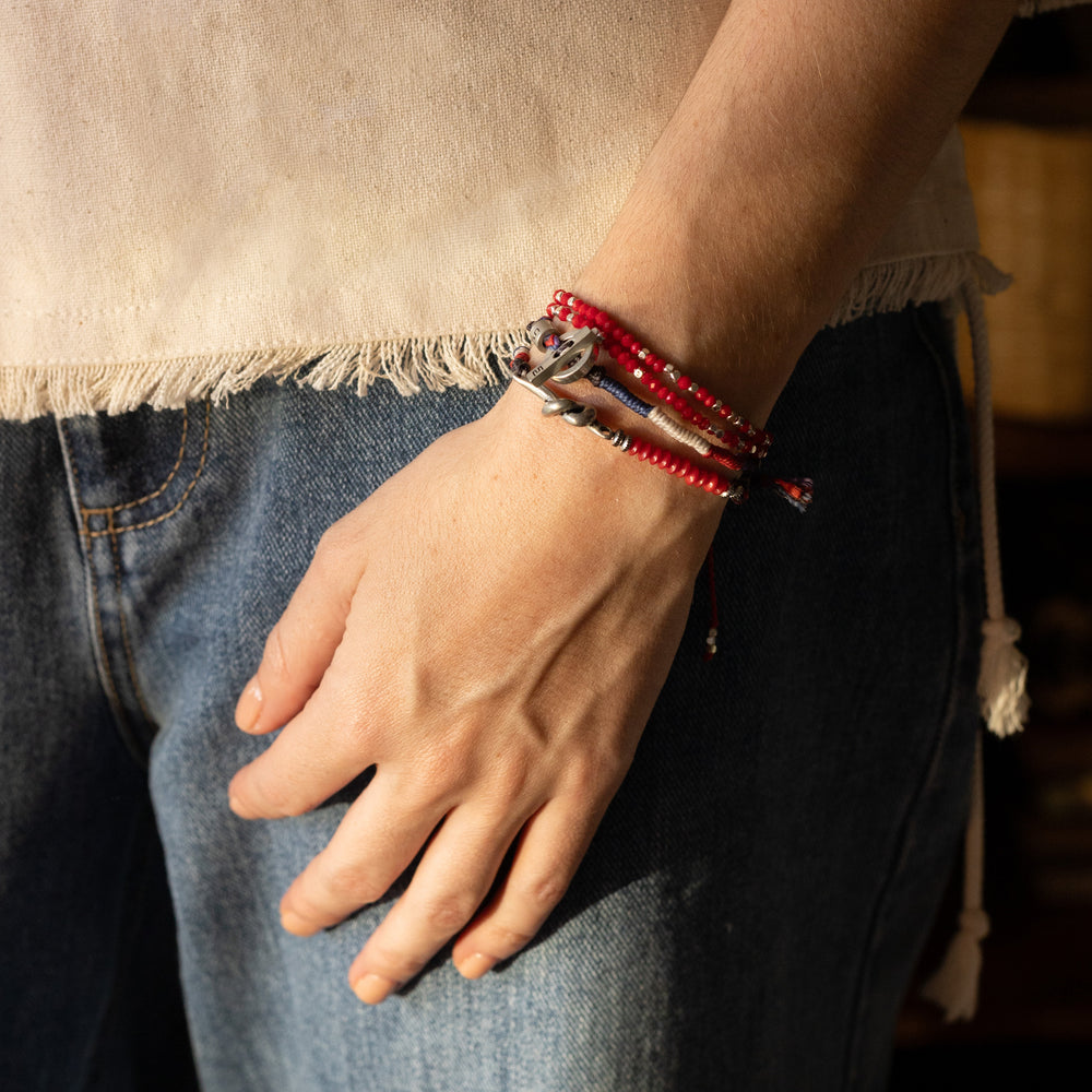 Align Bracelet Garnet