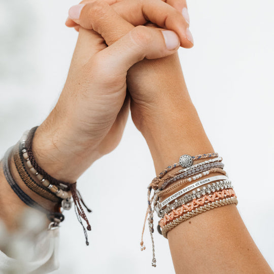 Cambio global - Brazalete de plata .925
